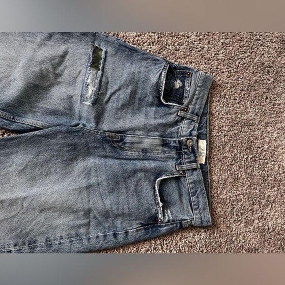 Lita Light Wash Distressed High-Waisted Slim Leg Jeans Free People with patches - Picture 5 of 6